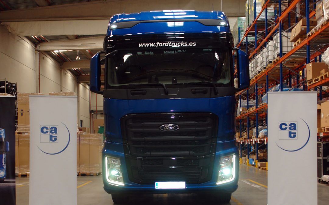 Ford Trucks estrena su almacén de logística y distribución en España